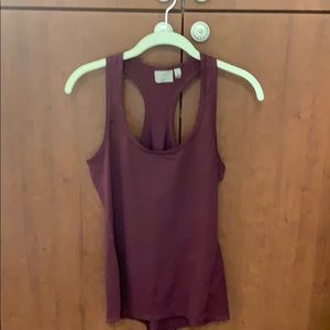Athleta dotted Chi tank
